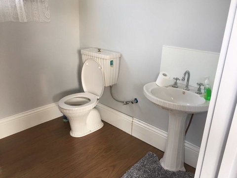 Lillydale Farm Accommodation Greenacres - Whitsundays Accommodation 3