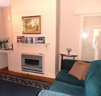 Lillymay Cottage - Whitsundays Accommodation