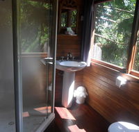 Lillypilly Cottage - Whitsundays Accommodation