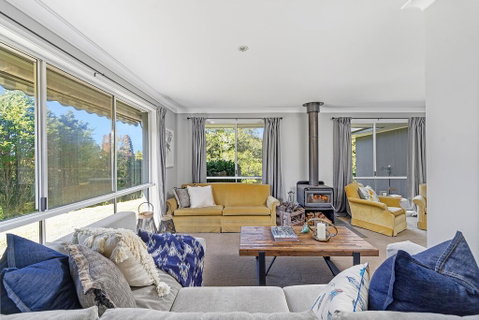 Lilyview Cottage - Robertson - Whitsundays Accommodation 2