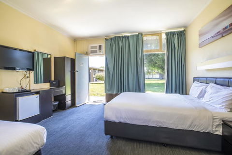Links Hotel - Whitsundays Accommodation 3