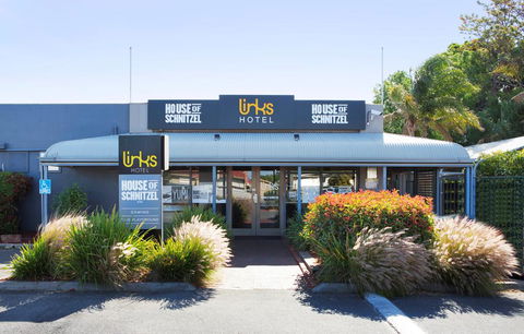 Links Hotel - Whitsundays Accommodation 1