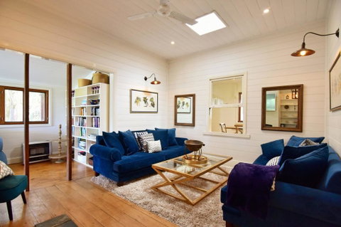 Lulu Hill Cottage - Kangaroo Valley - Whitsundays Accommodation 2