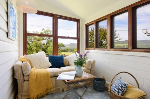 Lulu Hill Cottage - Kangaroo Valley - Whitsundays Accommodation 3