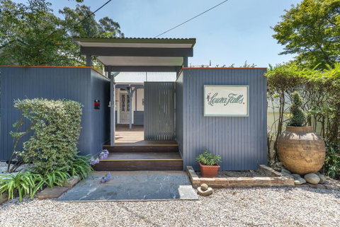 Luxe Mountain Retreat - Katoomba - 4 Bed & Bath - Whitsundays Accommodation 2
