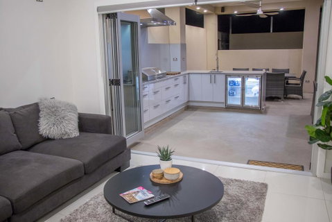 Luxe On Lane - Whitsundays Accommodation 0