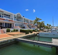 Luxury Canal Vista - Whitsundays Accommodation