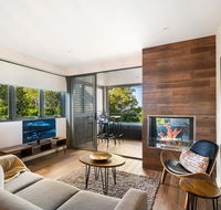 Luxury Hinterland Retreat - Family Suite with Hinterland and Ocean Views - Whitsundays Accommodation