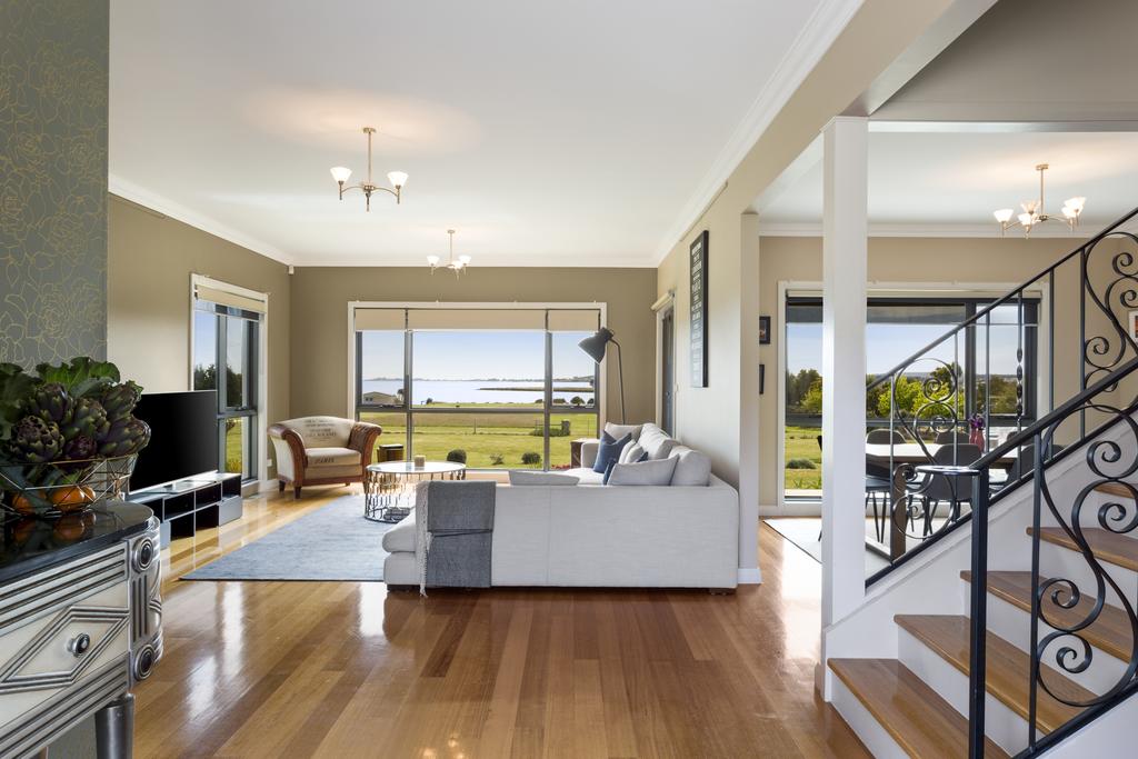 Clarence Point TAS Whitsundays Accommodation