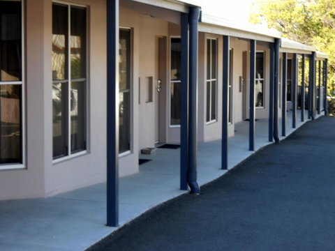 Mackellar Motel - Whitsundays Accommodation 2