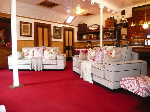Madam Saddler - On Fraser Clunes - Whitsundays Accommodation 1