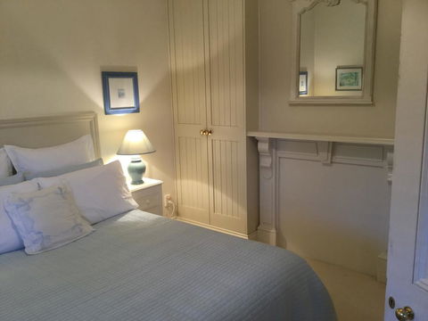 Magnolia Cottage - Whitsundays Accommodation 3