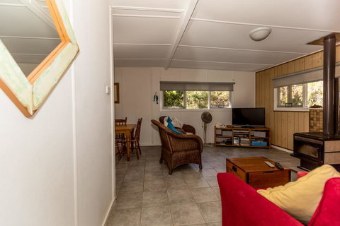 Malibu Drive 127 Bawley Point - Whitsundays Accommodation 0