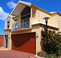 MANDURAH on the TERRACE - Whitsundays Accommodation