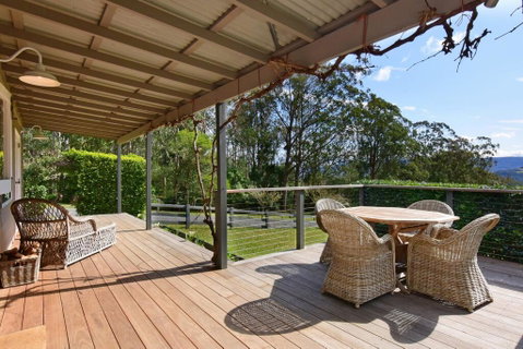 Maple Cottage - Whitsundays Accommodation 1
