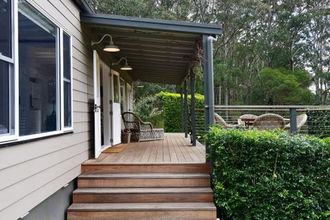 Maple Cottage - Whitsundays Accommodation 2