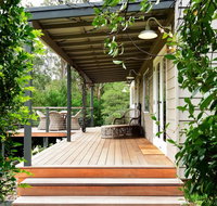 Maple Cottage - Whitsundays Accommodation