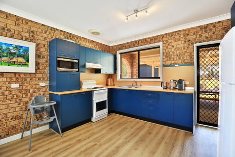 Maria's Beach House - Pet Friendly - Whitsundays Accommodation 3
