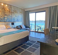 Mariners on the Waterfront - Whitsundays Accommodation
