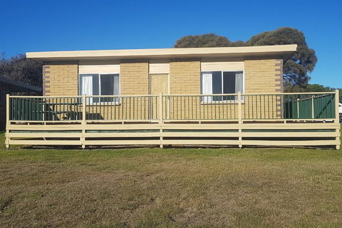 MARLO - Whitsundays Accommodation 2