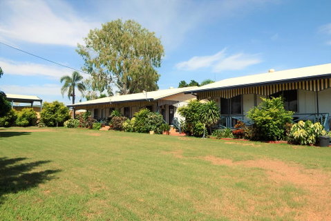 Matildas End Holiday Units - Whitsundays Accommodation 0