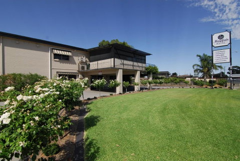 Mayfair Motel - Whitsundays Accommodation 0