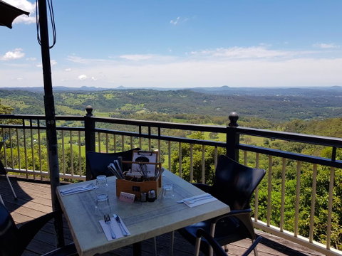 Mayfield On Montville - Whitsundays Accommodation 0