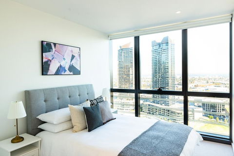 Melbourne Private Apartments - Collins Street Waterfront, Docklands - Whitsundays Accommodation 3