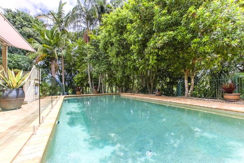 Mill Hill Cottage - Whitsundays Accommodation 1