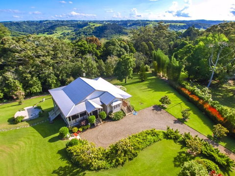 Mill Hill Cottage - Whitsundays Accommodation 0