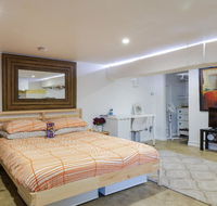 Modern  homely comfort - Whitsundays Accommodation