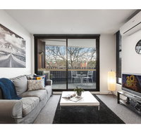 Modern 2 bed apartment in trendy Collingwood - Whitsundays Accommodation