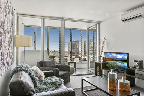 Modern Two Bedroom Apartment In Melbourne CBD - Whitsundays Accommodation 0