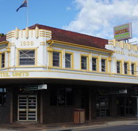 Monarch Motel - Whitsundays Accommodation