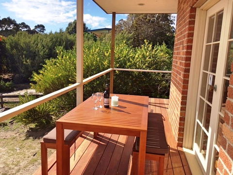 Monterey Bay Of Fires - Whitsundays Accommodation 3