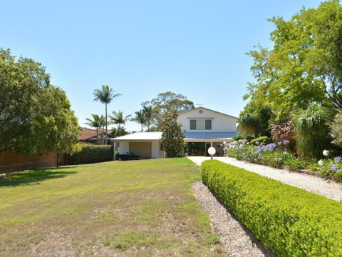 Morisset Waterfront 1bdr Studio Looking Over Trinity Marina - Whitsundays Accommodation 1