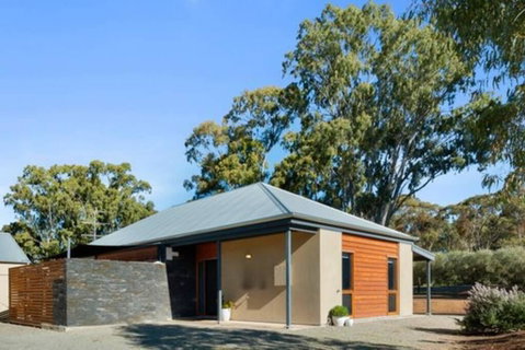 Moss's Place - Whitsundays Accommodation 0