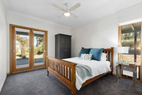 Moss's Place - Whitsundays Accommodation 2