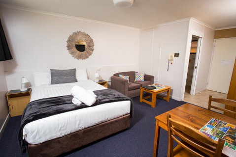 Motel Glenworth - Whitsundays Accommodation 3