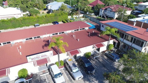 Motel Monaco - Whitsundays Accommodation 1