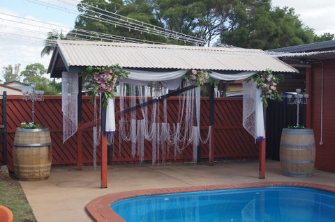 Motel Oasis - Whitsundays Accommodation 3