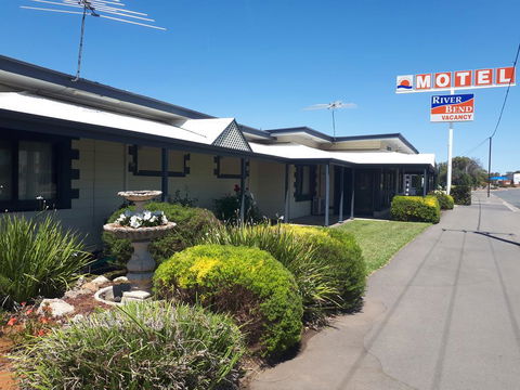 Motel Riverbend - Whitsundays Accommodation 0