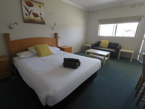 Motel Wellington Wodonga - Whitsundays Accommodation 1
