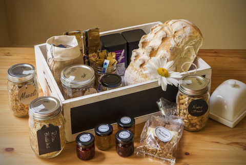 Moulton Park Estate - Homestead - Whitsundays Accommodation 1