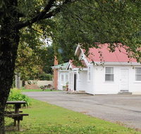 Mountain View Motel - Whitsundays Accommodation