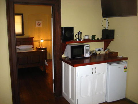 Mudgee Bed And Breakfast - Whitsundays Accommodation 0