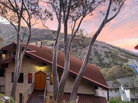 Murmeli Falls Creek - Whitsundays Accommodation 0