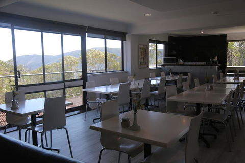 Murmeli Falls Creek - Whitsundays Accommodation 3