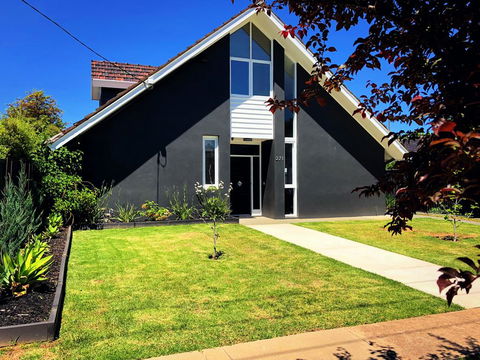 Murray's Place On Pakenham - Whitsundays Accommodation 1