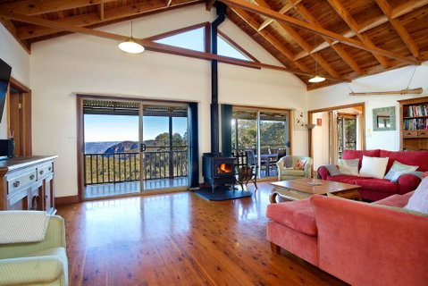 Narrow Neck Lodge - Whitsundays Accommodation 0